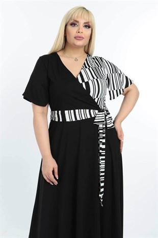 Kadın Siyah Beyaz Çizgi Desenli Kruvaze Yaka Büyük Beden Elbise