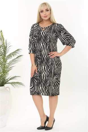 Kadın Siyah Beyaz Zebra Desen Damla Yaka Balon Kol Büyük Beden Esnek Süet Elbise
